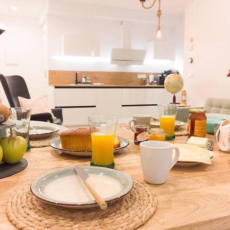 サン・セバスティアンCasa Trueba, Centro Gros, Reformado Y Con Desayunoアパートメント エクステリア 写真